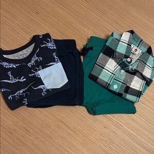 2 Boys Shorts & Shirts Sets  12-18 mos Child